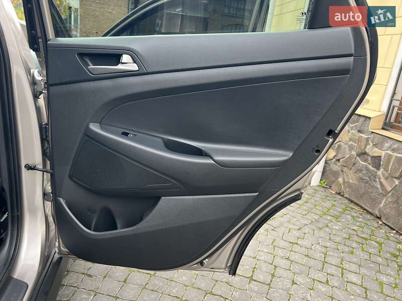 Внедорожник / Кроссовер Hyundai Tucson 2018 в Одессе фото 37 Внедорожник / Кроссовер Hyundai Tucson 2018 в Одессе