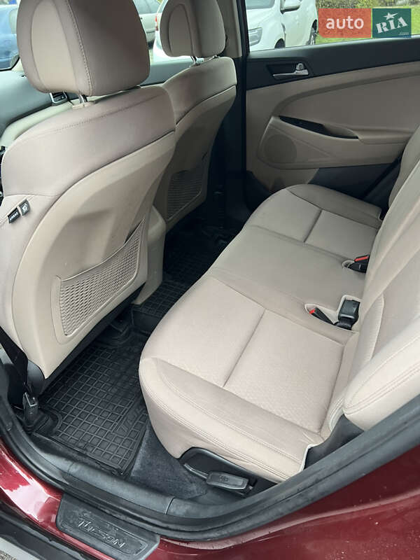 Внедорожник / Кроссовер Hyundai Tucson 2017 в Киеве