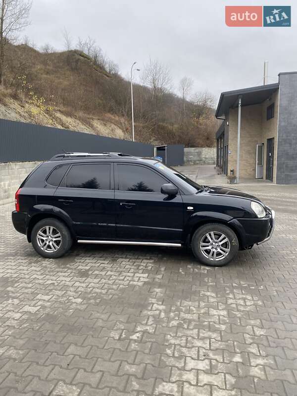 Внедорожник / Кроссовер Hyundai Tucson 2007 в Ивано-Франковске фото 9 Внедорожник / Кроссовер Hyundai Tucson 2007 в Ивано-Франковске
