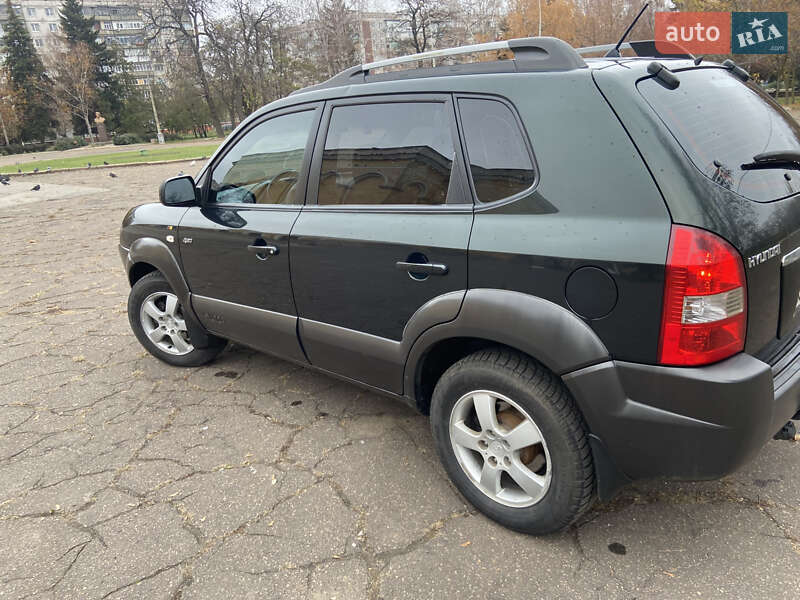 Внедорожник / Кроссовер Hyundai Tucson 2005 в Краматорске фото 4 Внедорожник / Кроссовер Hyundai Tucson 2005 в Краматорске