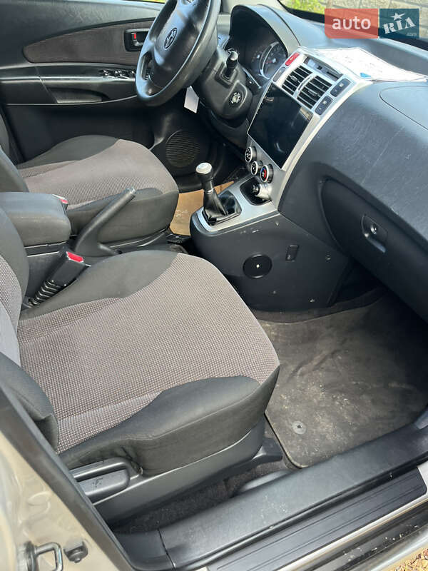Внедорожник / Кроссовер Hyundai Tucson 2007 в Ровно фото 21 Внедорожник / Кроссовер Hyundai Tucson 2007 в Ровно