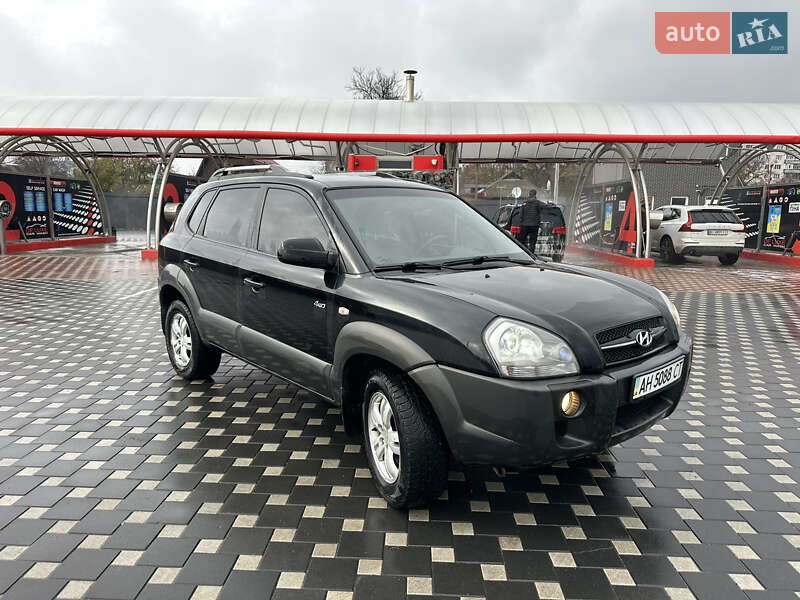 Внедорожник / Кроссовер Hyundai Tucson 2008 в Полтаве фото 14 Внедорожник / Кроссовер Hyundai Tucson 2008 в Полтаве