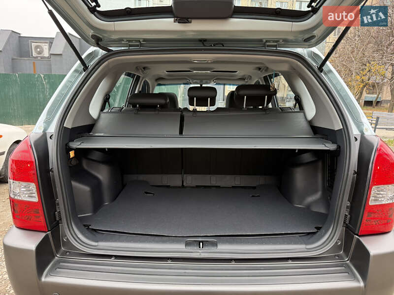 Внедорожник / Кроссовер Hyundai Tucson 2008 в Кривом Роге фото 22 Внедорожник / Кроссовер Hyundai Tucson 2008 в Кривом Роге