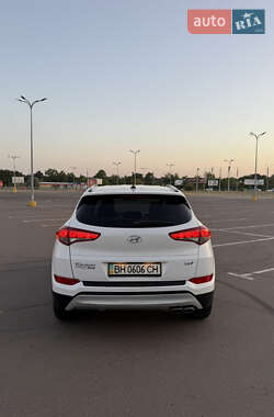 Внедорожник / Кроссовер Hyundai Tucson 2016 в Одессе