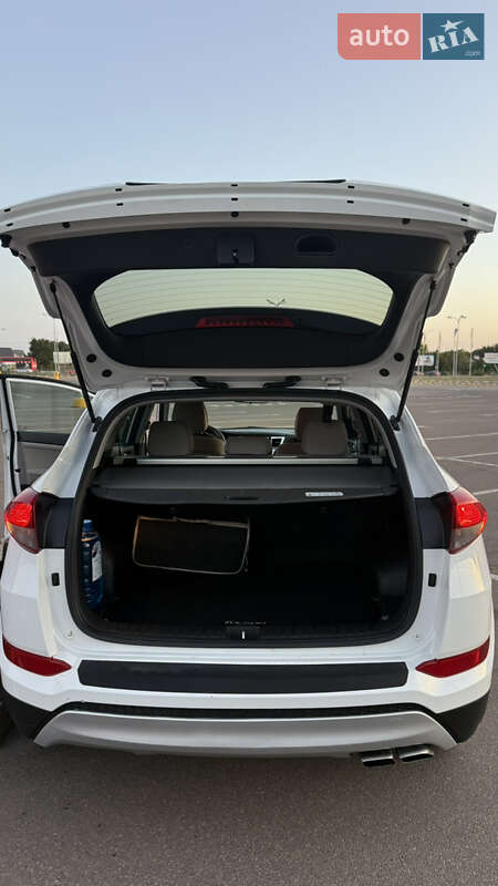 Внедорожник / Кроссовер Hyundai Tucson 2016 в Одессе