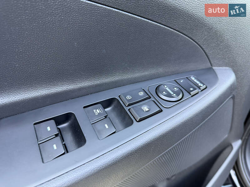 Внедорожник / Кроссовер Hyundai Tucson 2017 в Киеве фото 22 Внедорожник / Кроссовер Hyundai Tucson 2017 в Киеве