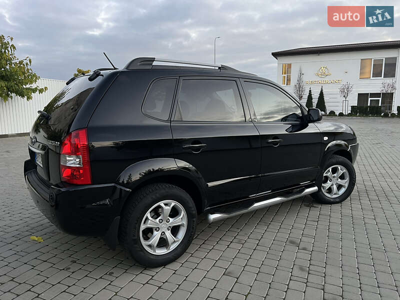 Внедорожник / Кроссовер Hyundai Tucson 2009 в Гайсине фото 6 Внедорожник / Кроссовер Hyundai Tucson 2009 в Гайсине