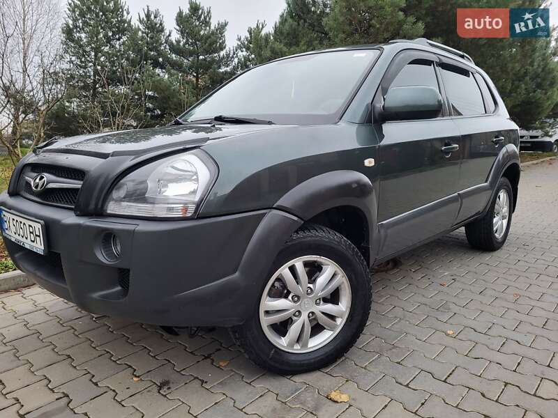 Позашляховик / Кросовер Hyundai Tucson 2012 в Хмельницькому фото 2 Позашляховик / Кросовер Hyundai Tucson 2012 в Хмельницькому