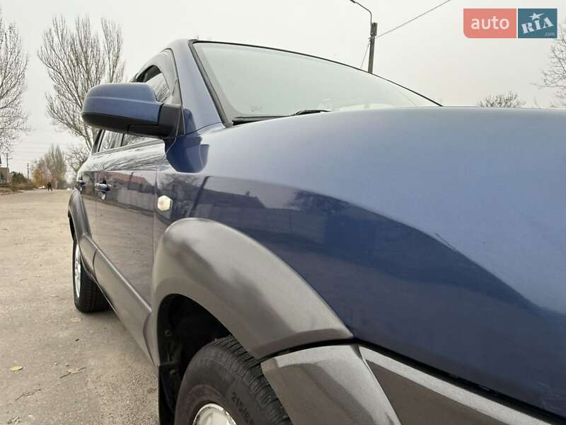Позашляховик / Кросовер Hyundai Tucson 2008 в Запоріжжі