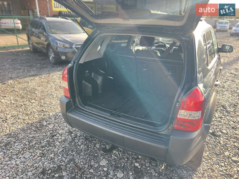 Внедорожник / Кроссовер Hyundai Tucson 2006 в Полтаве