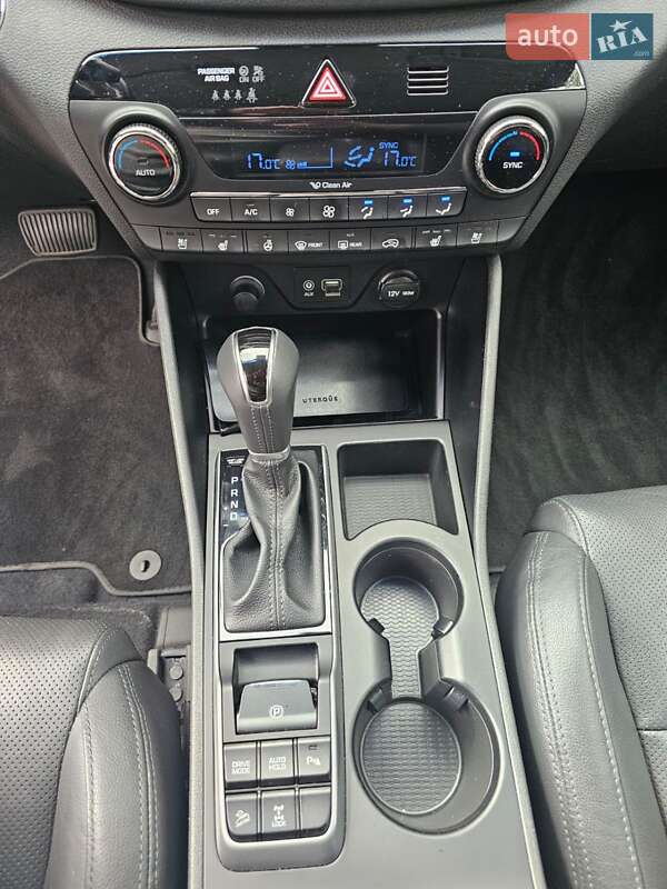 Внедорожник / Кроссовер Hyundai Tucson 2017 в Киеве