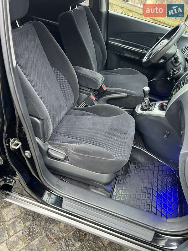 Внедорожник / Кроссовер Hyundai Tucson 2007 в Черновцах фото 12 Внедорожник / Кроссовер Hyundai Tucson 2007 в Черновцах