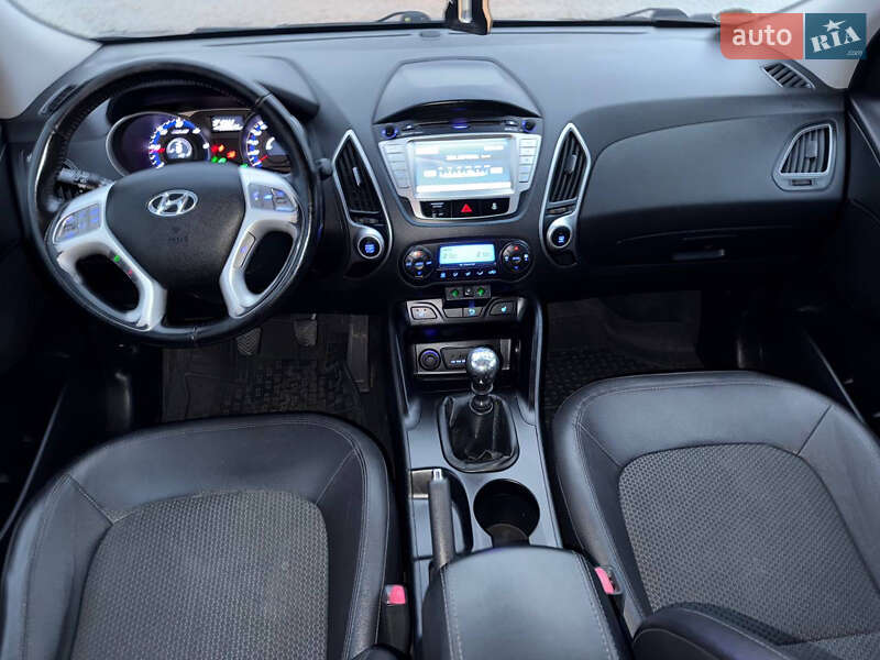 Внедорожник / Кроссовер Hyundai Tucson 2013 в Стрые
