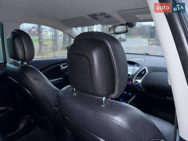 Внедорожник / Кроссовер Hyundai Tucson 2013 в Стрые