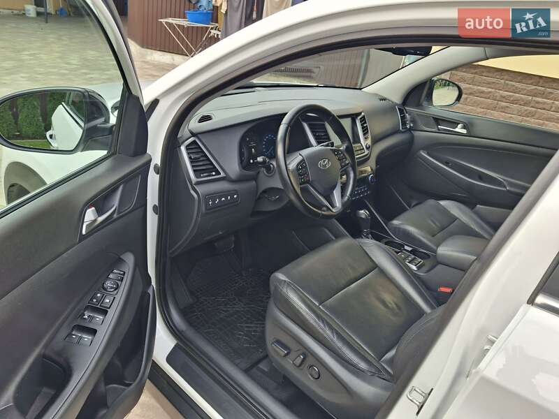Внедорожник / Кроссовер Hyundai Tucson 2017 в Ивано-Франковске