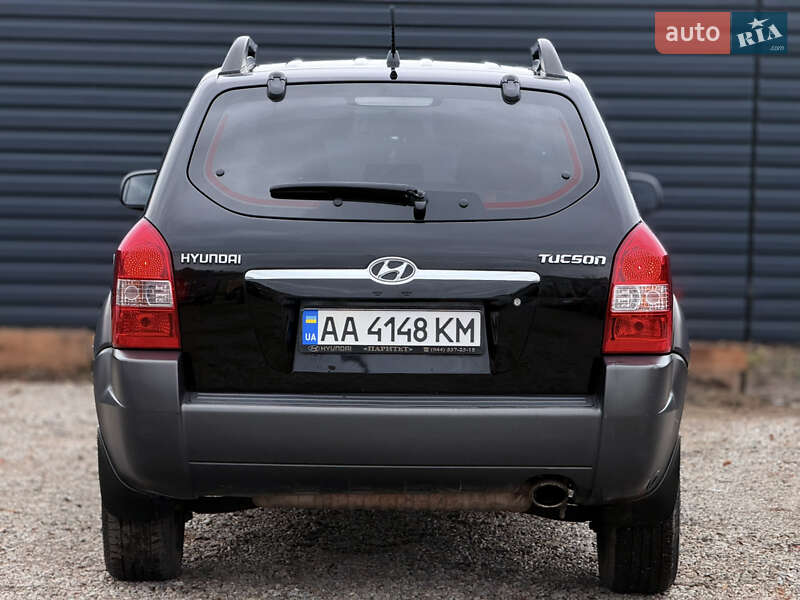 Внедорожник / Кроссовер Hyundai Tucson 2008 в Мене