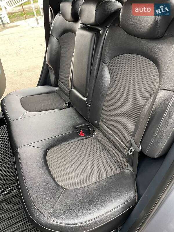 Внедорожник / Кроссовер Hyundai Tucson 2015 в Зеленодольской