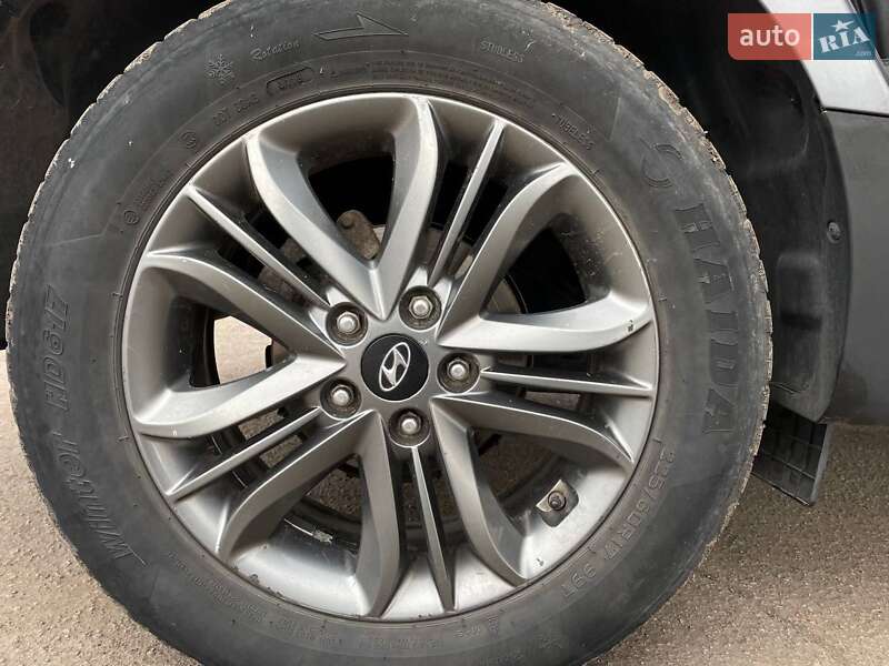 Внедорожник / Кроссовер Hyundai Tucson 2015 в Зеленодольской