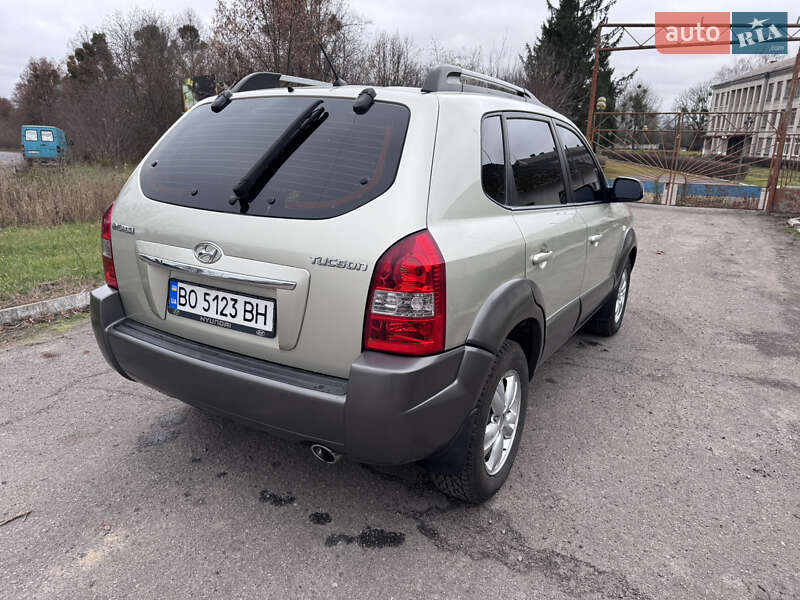 Внедорожник / Кроссовер Hyundai Tucson 2008 в Жмеринке фото 6 Внедорожник / Кроссовер Hyundai Tucson 2008 в Жмеринке
