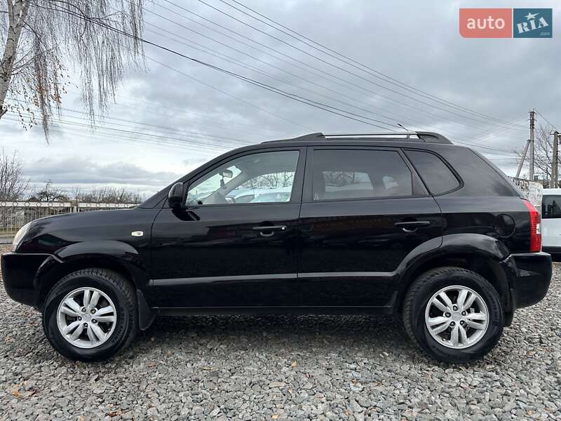 Внедорожник / Кроссовер Hyundai Tucson 2009 в Смеле