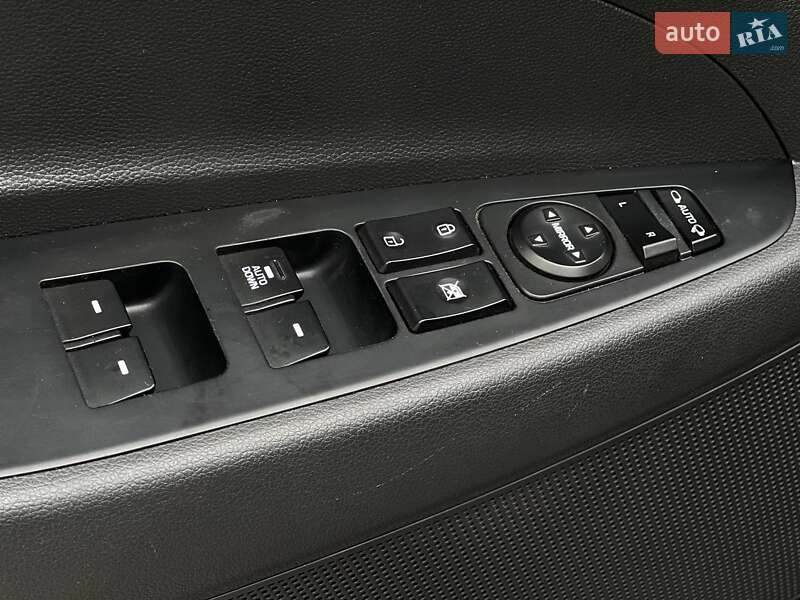 Внедорожник / Кроссовер Hyundai Tucson 2016 в Киеве