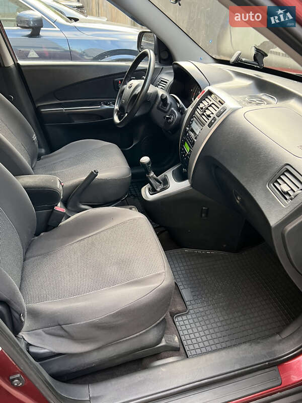 Внедорожник / Кроссовер Hyundai Tucson 2008 в Киеве фото 6 Внедорожник / Кроссовер Hyundai Tucson 2008 в Киеве