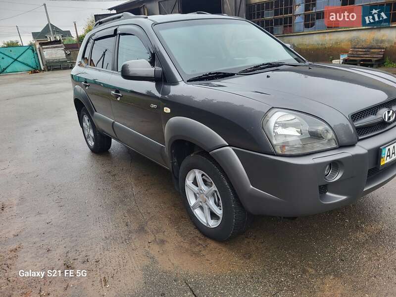 Внедорожник / Кроссовер Hyundai Tucson 2008 в Ирпене