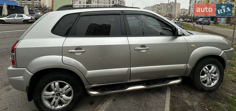 Внедорожник / Кроссовер Hyundai Tucson 2008 в Киеве фото 20 Внедорожник / Кроссовер Hyundai Tucson 2008 в Киеве