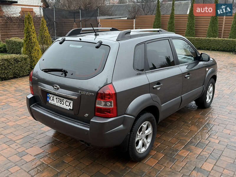 Внедорожник / Кроссовер Hyundai Tucson 2009 в Чернигове