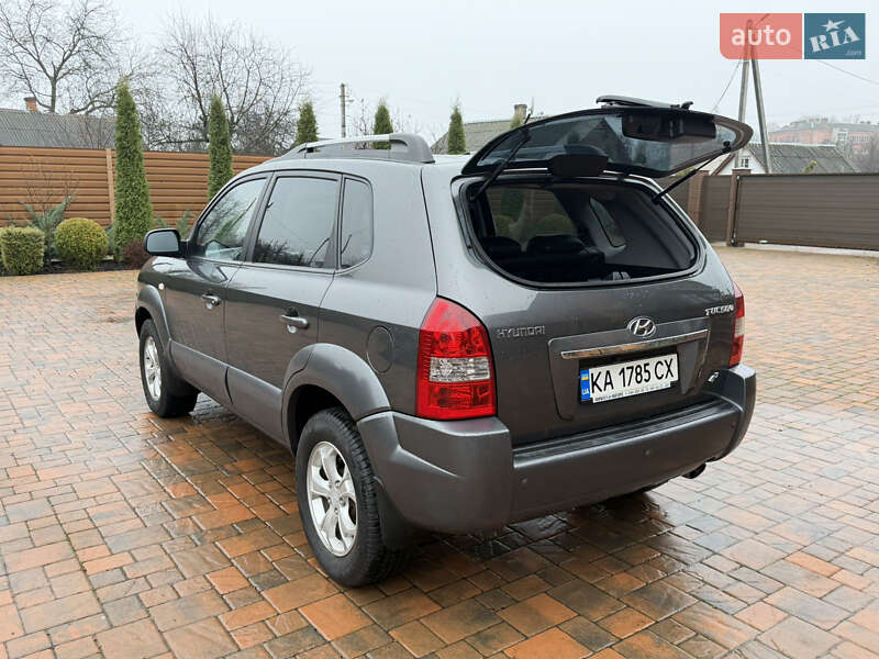 Внедорожник / Кроссовер Hyundai Tucson 2009 в Чернигове
