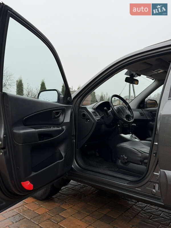 Внедорожник / Кроссовер Hyundai Tucson 2009 в Чернигове