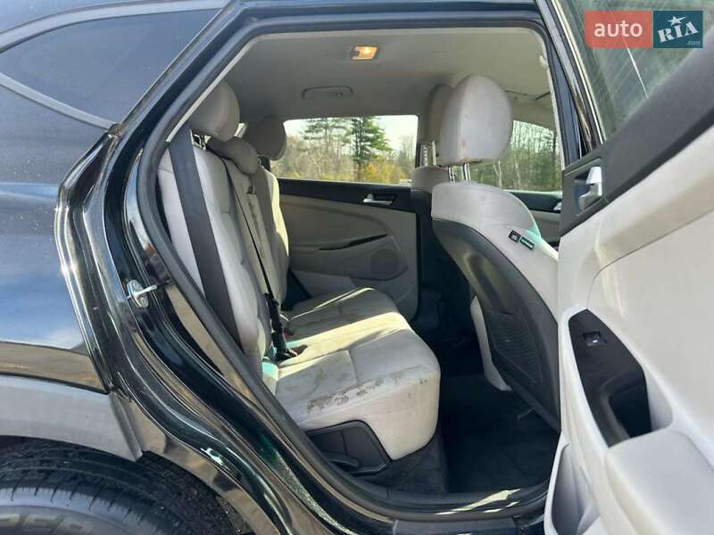 Внедорожник / Кроссовер Hyundai Tucson 2021 в Харькове