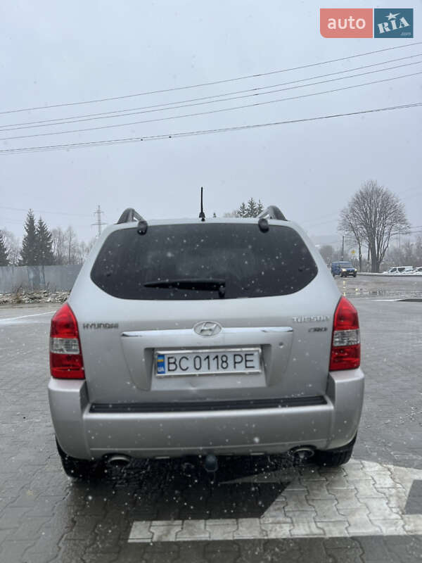 Позашляховик / Кросовер Hyundai Tucson 2006 в Старому Самборі фото 12 Позашляховик / Кросовер Hyundai Tucson 2006 в Старому Самборі