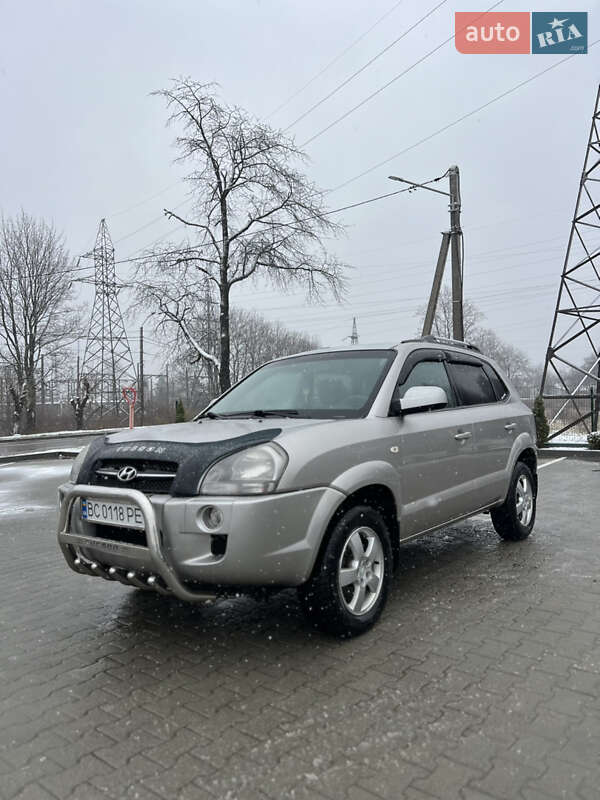 Позашляховик / Кросовер Hyundai Tucson 2006 в Старому Самборі фото 21 Позашляховик / Кросовер Hyundai Tucson 2006 в Старому Самборі