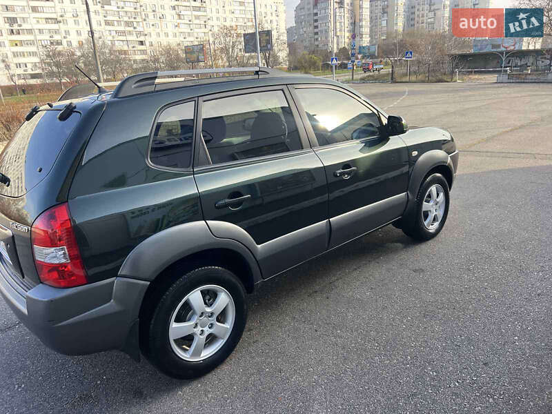 Внедорожник / Кроссовер Hyundai Tucson 2008 в Запорожье фото 4 Внедорожник / Кроссовер Hyundai Tucson 2008 в Запорожье