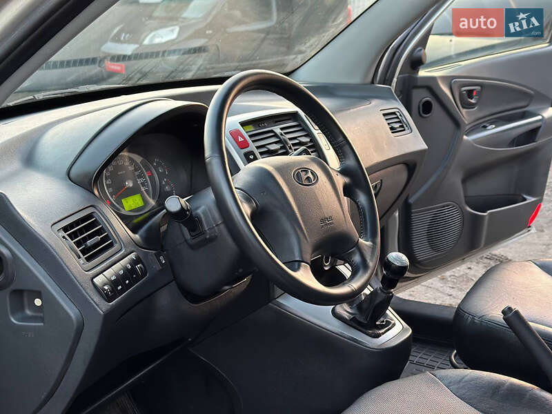 Внедорожник / Кроссовер Hyundai Tucson 2007 в Днепре