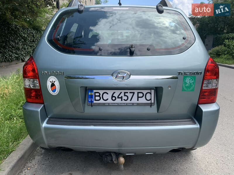 Внедорожник / Кроссовер Hyundai Tucson 2005 в Новояворовске