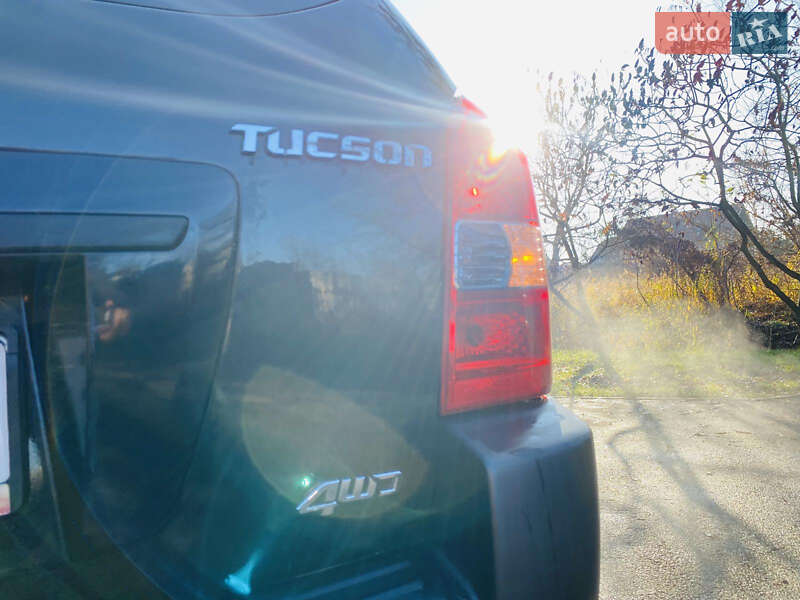 Внедорожник / Кроссовер Hyundai Tucson 2009 в Харькове