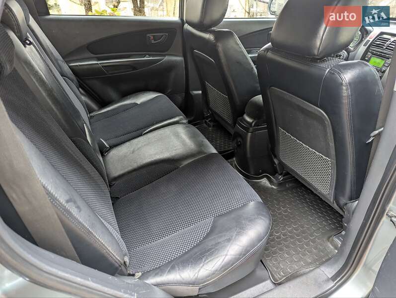 Внедорожник / Кроссовер Hyundai Tucson 2011 в Ровно фото 18 Внедорожник / Кроссовер Hyundai Tucson 2011 в Ровно