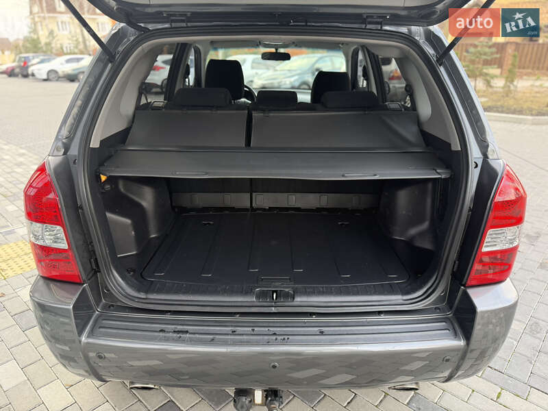 Позашляховик / Кросовер Hyundai Tucson 2009 в Полтаві