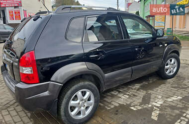 Позашляховик / Кросовер Hyundai Tucson 2005 в Чернівцях