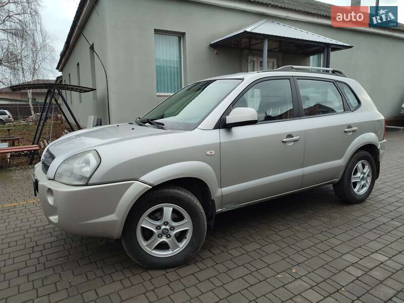 Внедорожник / Кроссовер Hyundai Tucson 2006 в Звягеле фото 7 Внедорожник / Кроссовер Hyundai Tucson 2006 в Звягеле