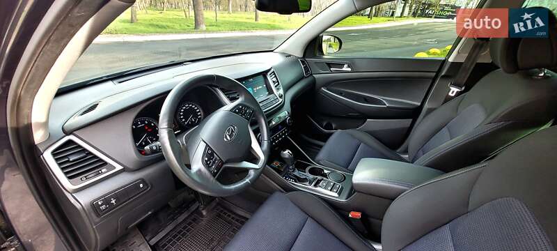 Позашляховик / Кросовер Hyundai Tucson 2017 в Одесі фото 13 Позашляховик / Кросовер Hyundai Tucson 2017 в Одесі