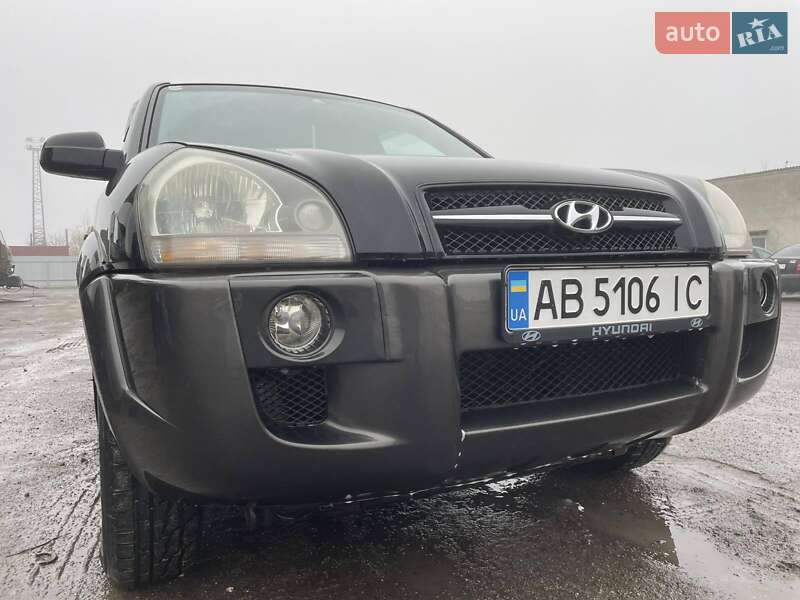 Позашляховик / Кросовер Hyundai Tucson 2004 в Томашполі