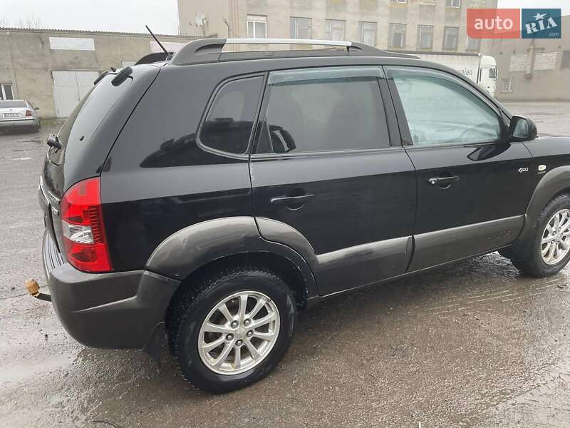 Позашляховик / Кросовер Hyundai Tucson 2004 в Томашполі