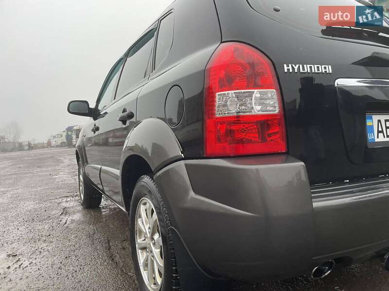 Позашляховик / Кросовер Hyundai Tucson 2004 в Томашполі