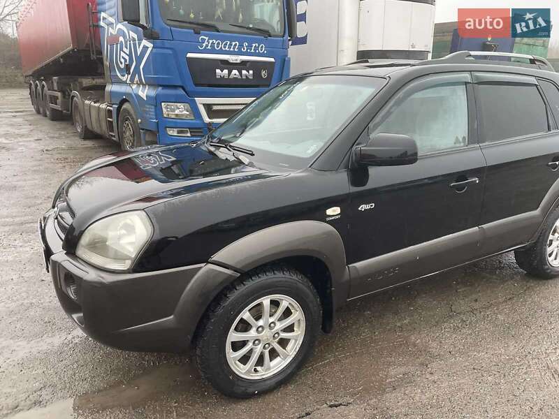 Позашляховик / Кросовер Hyundai Tucson 2004 в Томашполі