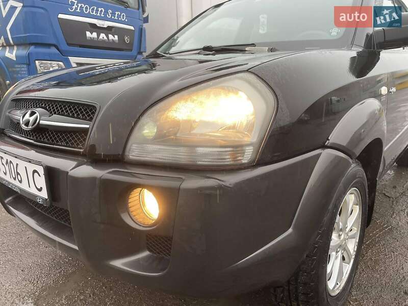 Позашляховик / Кросовер Hyundai Tucson 2004 в Томашполі