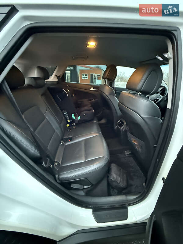 Внедорожник / Кроссовер Hyundai Tucson 2016 в Харькове