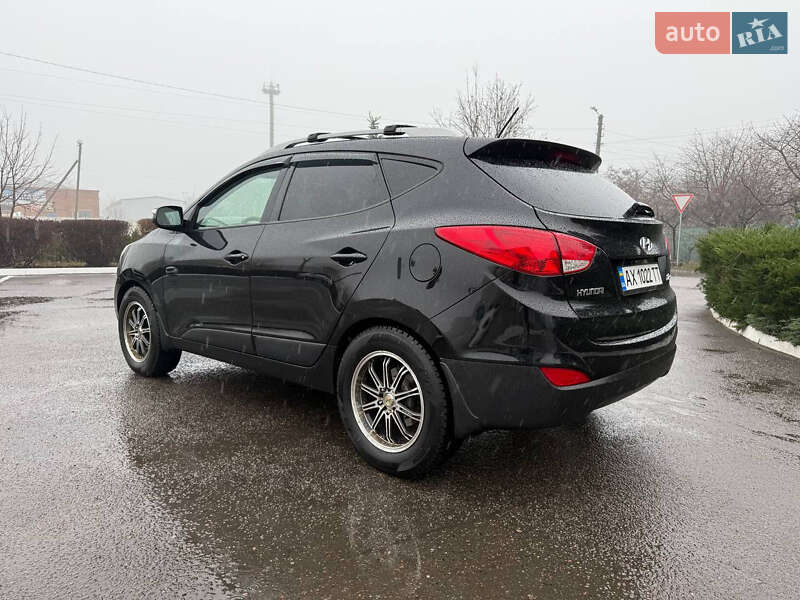 Позашляховик / Кросовер Hyundai Tucson 2012 в Полтаві